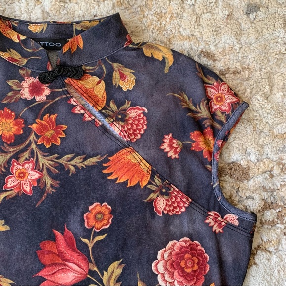 Mesh Floral Top - Picture 5 of 9